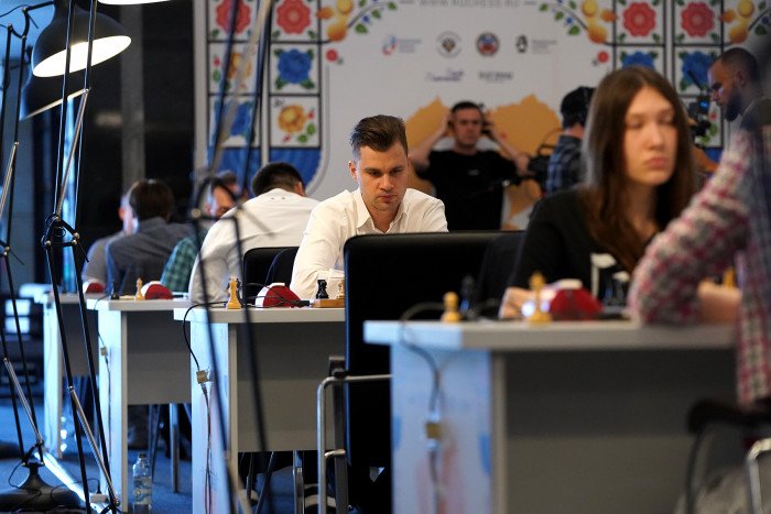 Арсений Нестеров догнал лидера на Суперфинале