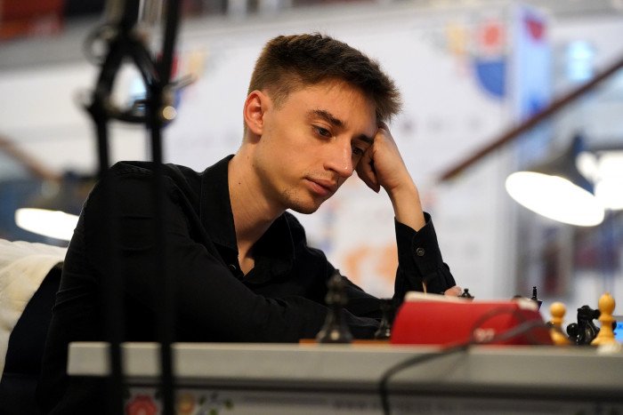 Арсений Нестеров догнал лидера на Суперфинале