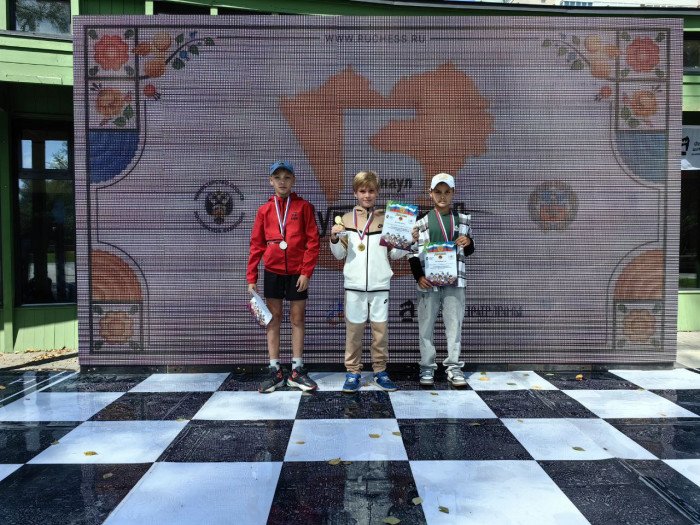 Арсений Нестеров догнал лидера на Суперфинале