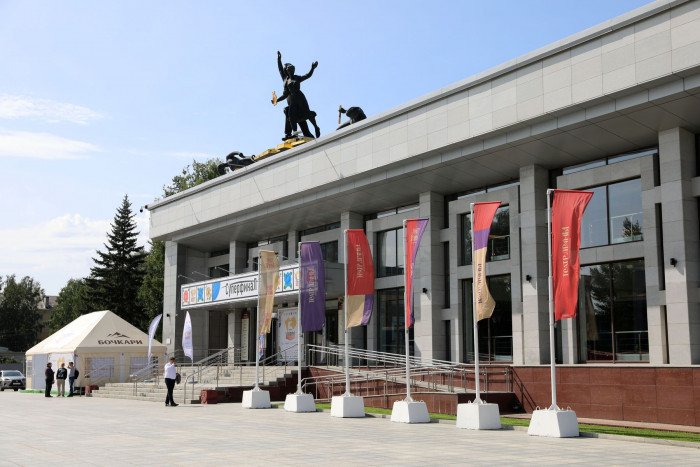 Лея Гарифуллина единолично возглавила гонку на женском Суперфинале