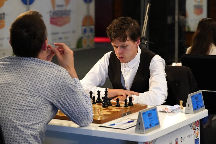 Лагно и Горячкина догнали лидера в женском Суперфинале