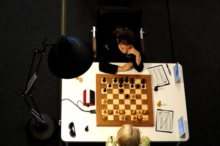 Лагно и Горячкина догнали лидера в женском Суперфинале