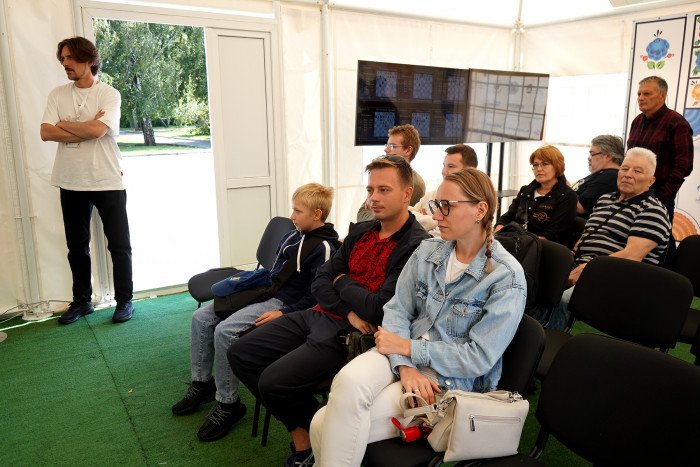 Андрей Есипенко догнал лидеров на Суперфинале