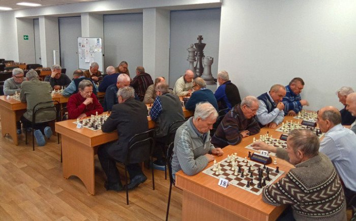 Ветераны разыграли «Рождественский кубок» по блицу