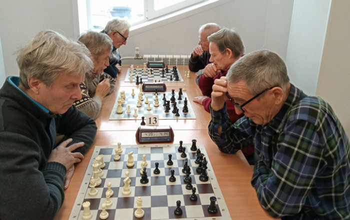 Ветераны разыграли «Рождественский кубок» по блицу
