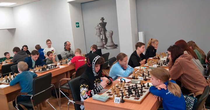 Разыграны первые путёвки в Высшую лигу чемпионата края