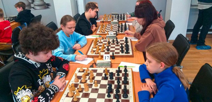 Разыграны первые путёвки в Высшую лигу чемпионата края