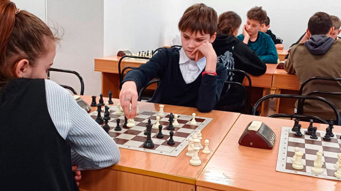Шахматный турнир среди центров помощи детям собрал 14 команд
