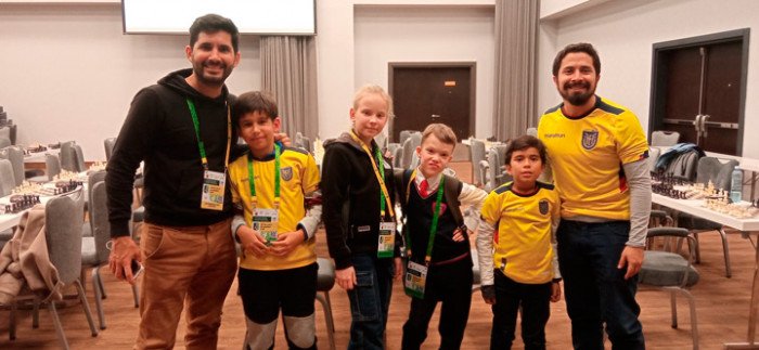 Гимназия №123 с успехом выступила на международном фестивале