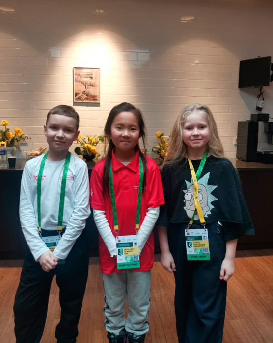 Гимназия №123 с успехом выступила на международном фестивале