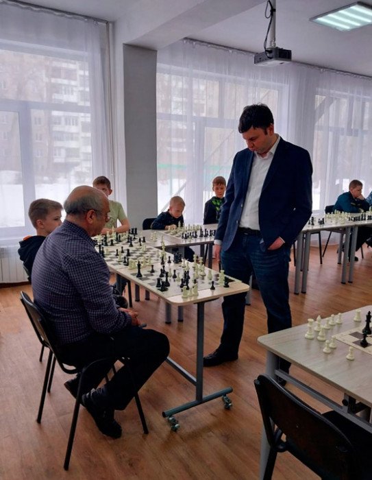 В Барнауле и Заринске прошли сеансы с гроссмейстерами