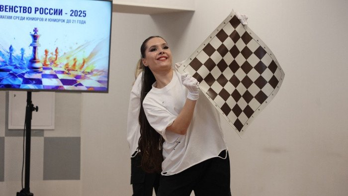 В Барнауле стартокравало первенство России по шахматам среди юниоров