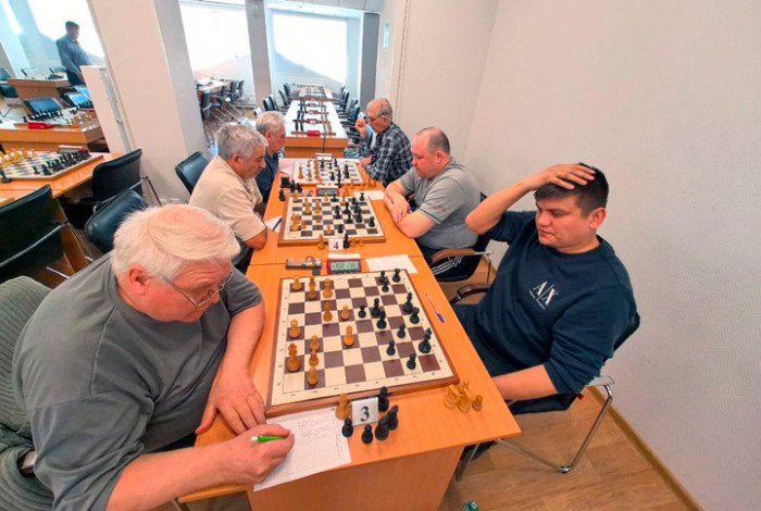 Артём Киселёв снова лучший среди сельских шахматистов