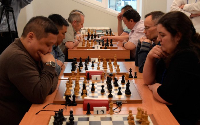 Налоговики Сибири провели шахматный турнир в Барнауле