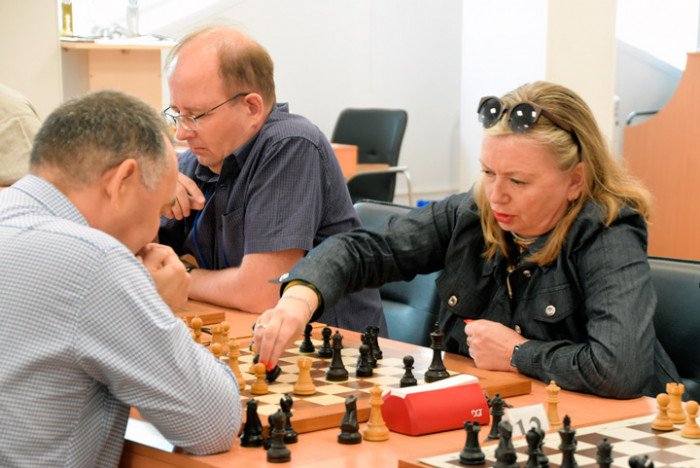 Налоговики Сибири провели шахматный турнир в Барнауле