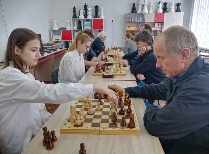 В Советском состоялся матч между сборными учащихся и преподавателей