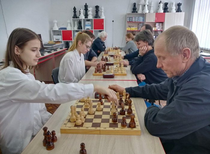 В Советском состоялся матч между сборными учащихся и преподавателей