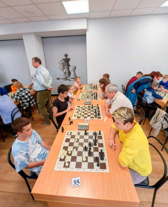 Серединка подтянулась! Борьба за выход в финал кубка края обостряется