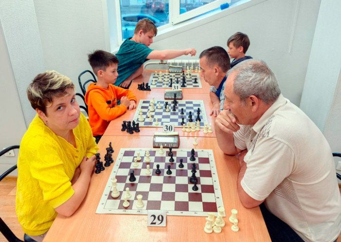 Серединка подтянулась! Борьба за выход в финал кубка края обостряется