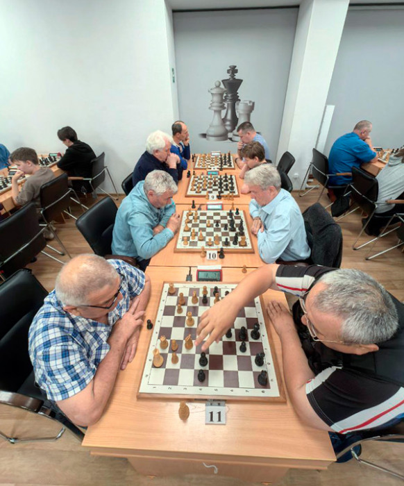 Серединка подтянулась! Борьба за выход в финал кубка края обостряется