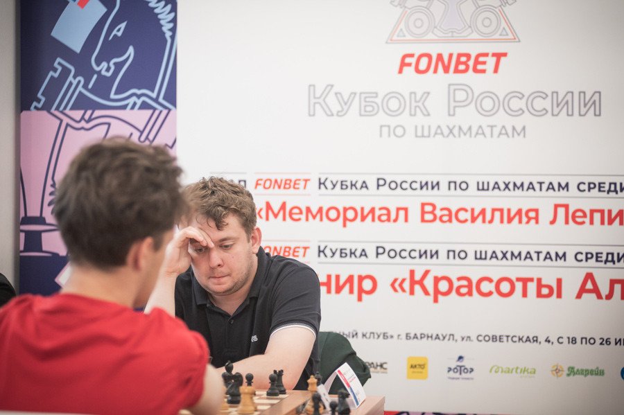 Пахомов и Кезин лидируют в «Мемориале Лепихина», Журова – в «Красотах Алтая»