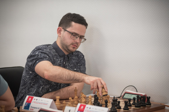 Пахомов и Кезин лидируют в «Мемориале Лепихина», Журова – в «Красотах Алтая»