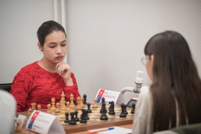 Пахомов и Кезин лидируют в «Мемориале Лепихина», Журова – в «Красотах Алтая»