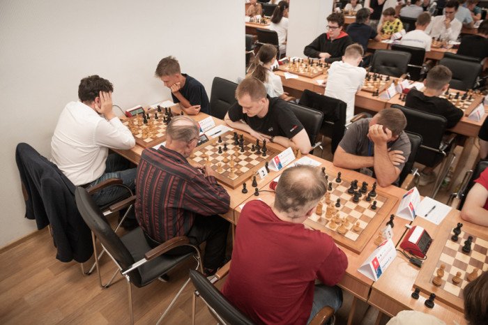 Роман Кезин выиграл «Мемориал Лепихина», Анна Журова – «Красоты Алтая»