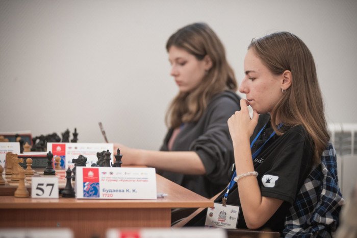 Роман Кезин выиграл «Мемориал Лепихина», Анна Журова – «Красоты Алтая»