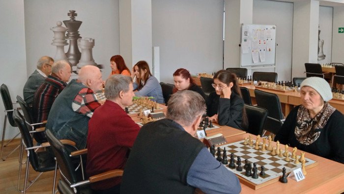 Состоялся матч между сборными женщин и ветеранов