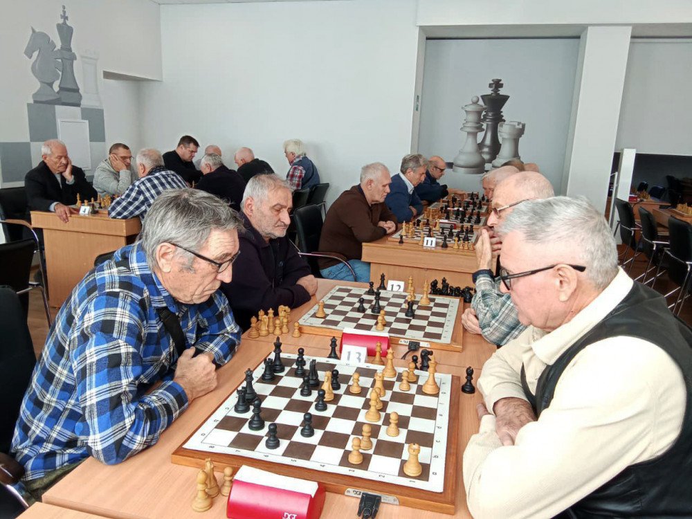 «Кубок Ветеран»: блиц выиграл Алексей Гриценко, рапид – Владимир Бурцев