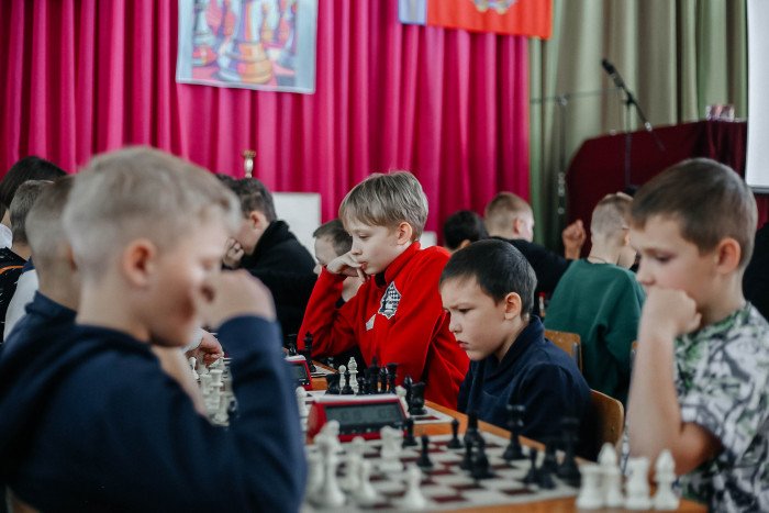 96 школьников из сёл и малых городов сыграли в Мамонтове