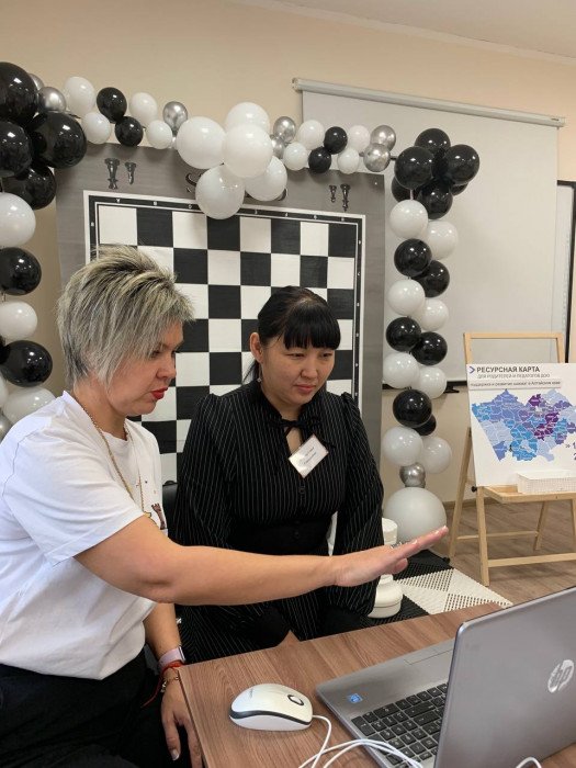 Шахматные методики презентовали на просветительской ярмарке для родителей