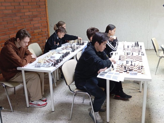 Первенство Сибири в Новосибирске: три призёра в композиции