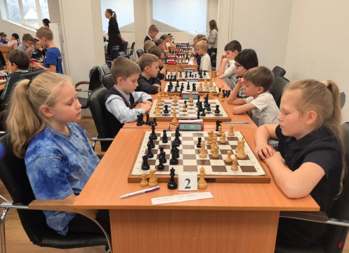 Троекратное «ура!» 42-й гимназии Барнаула