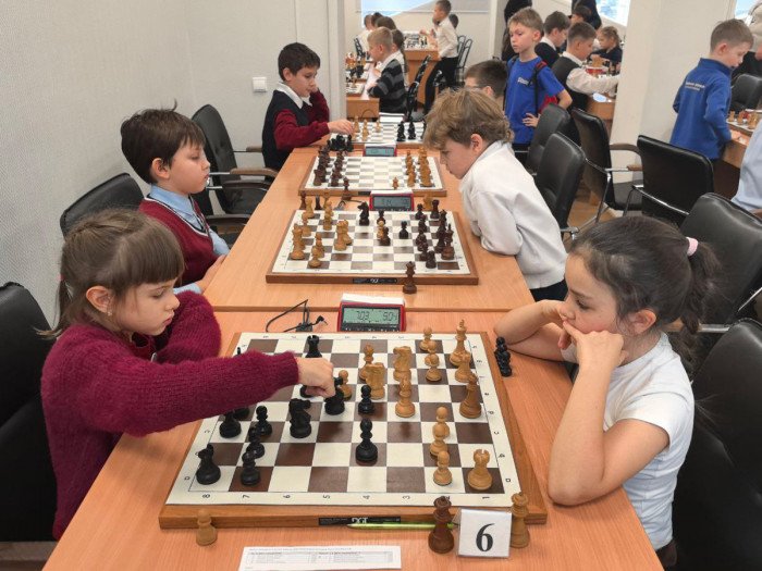 Троекратное «ура!» 42-й гимназии Барнаула