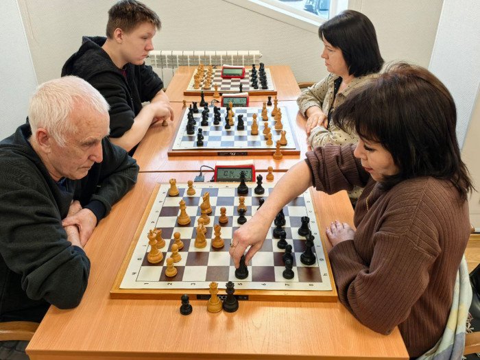 Гроссмейстер Алексей Сорокин сыграл в командном чемпионате края по рапиду