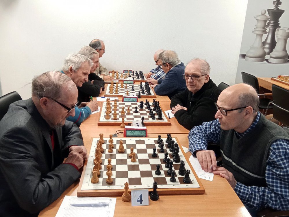 Юрий Разговоров выиграл краевой турнир по шахматам среди ветеранов