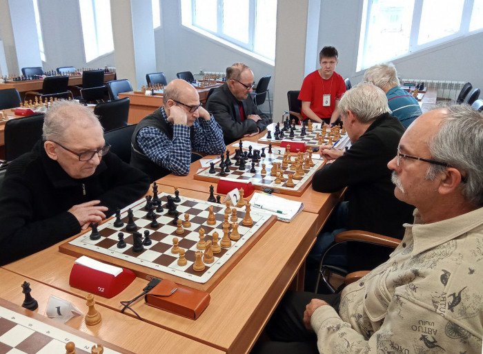 Юрий Разговоров выиграл краевой турнир по шахматам среди ветеранов