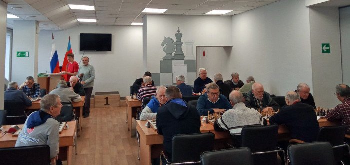 Геннадий Васильев – лучший блицор среди ветеранов