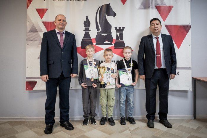 У алтайских шахматистов две медали на детском первенстве Сибири до 9 лет