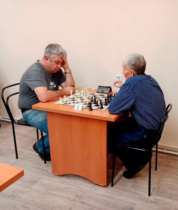 Стартовал Кубок Бийска по блицу и быстрым шахматам