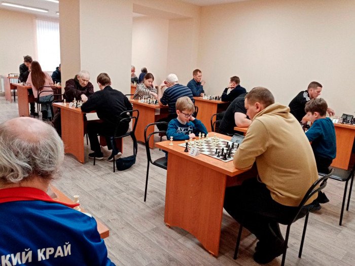 Стартовал Кубок Бийска по блицу и быстрым шахматам
