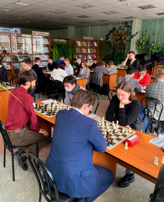 Стартовала «Студенческая лига» по шахматам