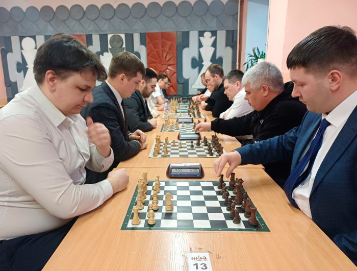 Завершился шахматный турнир среди муниципальных служащих и депутатов Барнаула