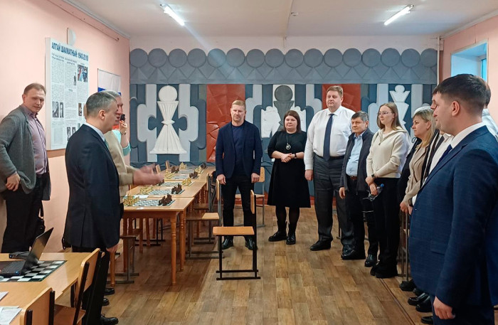 Завершился шахматный турнир среди муниципальных служащих и депутатов Барнаула