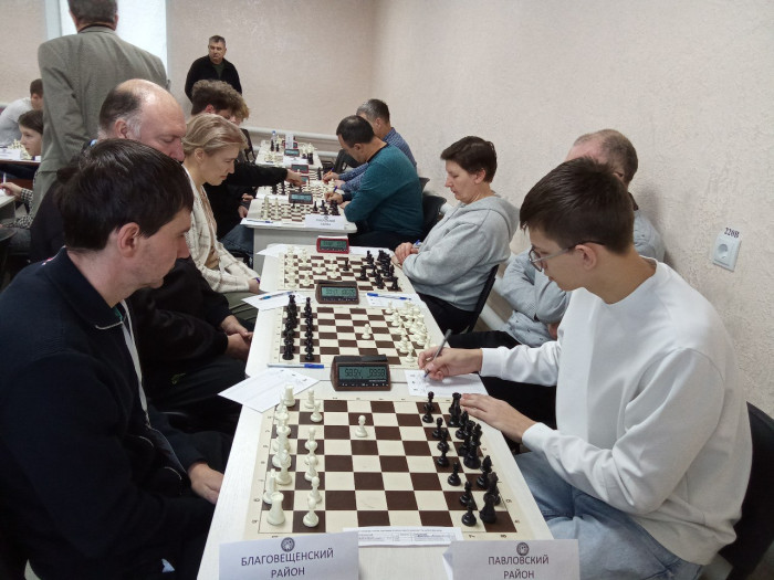 Благовещенские шахматисты выиграли краевую сельскую олимпиаду в Троицком