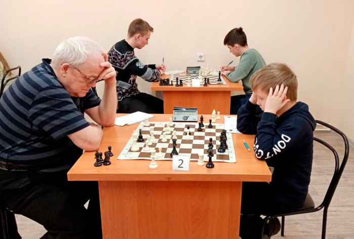 Стартовал Кубок Бийска-2026 по шахматам