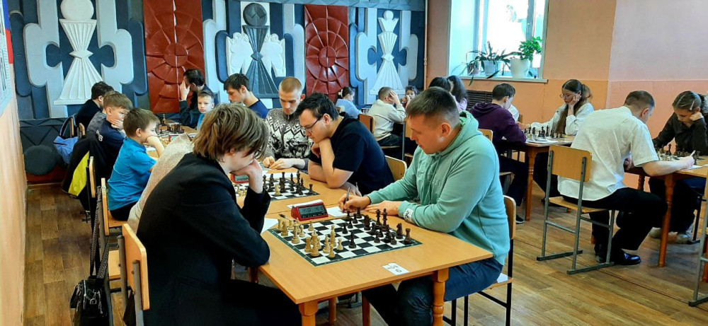 Александр Тетерин и Ксения Горячева – чемпионы Барнаула по шахматам!