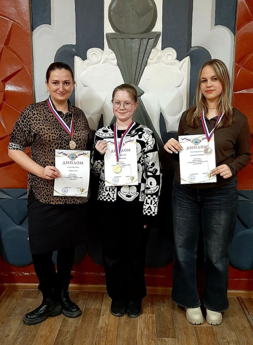 Александр Тетерин и Ксения Горячева – чемпионы Барнаула по шахматам!